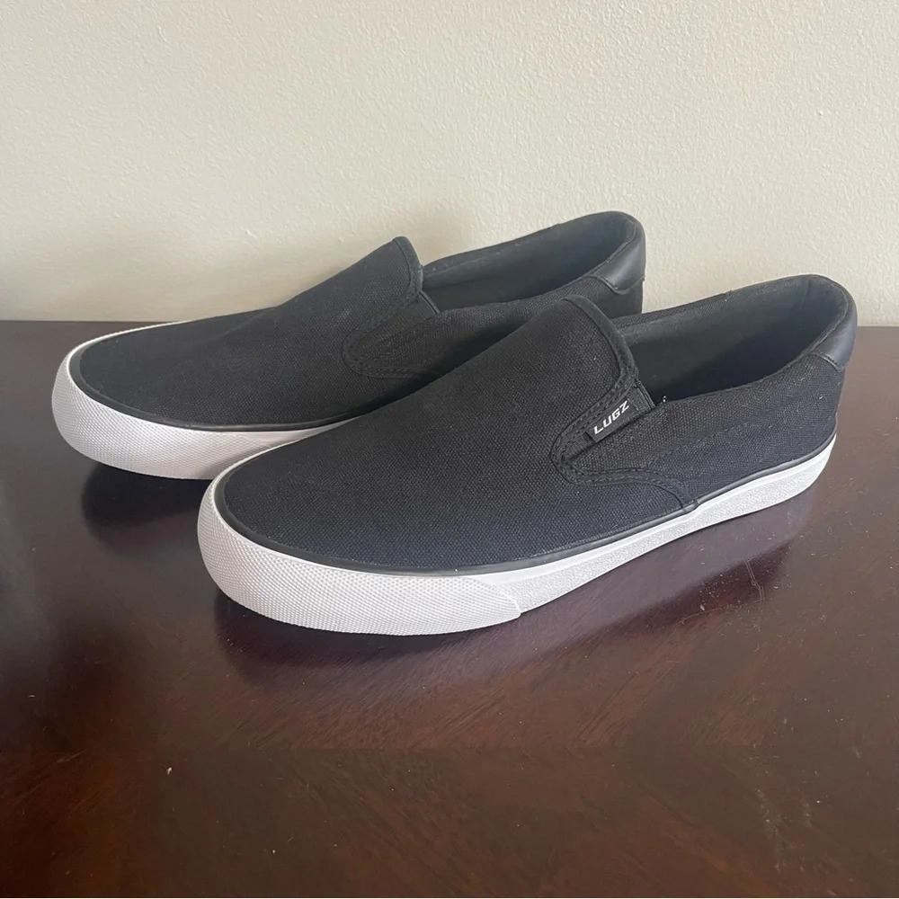 Lugz Slip On Shoes Black And White Women’s Size 10